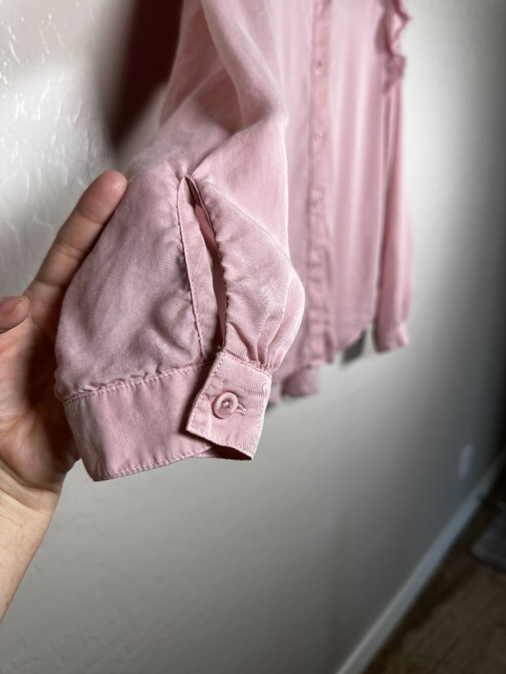 Anthropologie Cloth & Stone Pink Tencel Ruffle Button Down Shirt XL - Picture 5 of 10